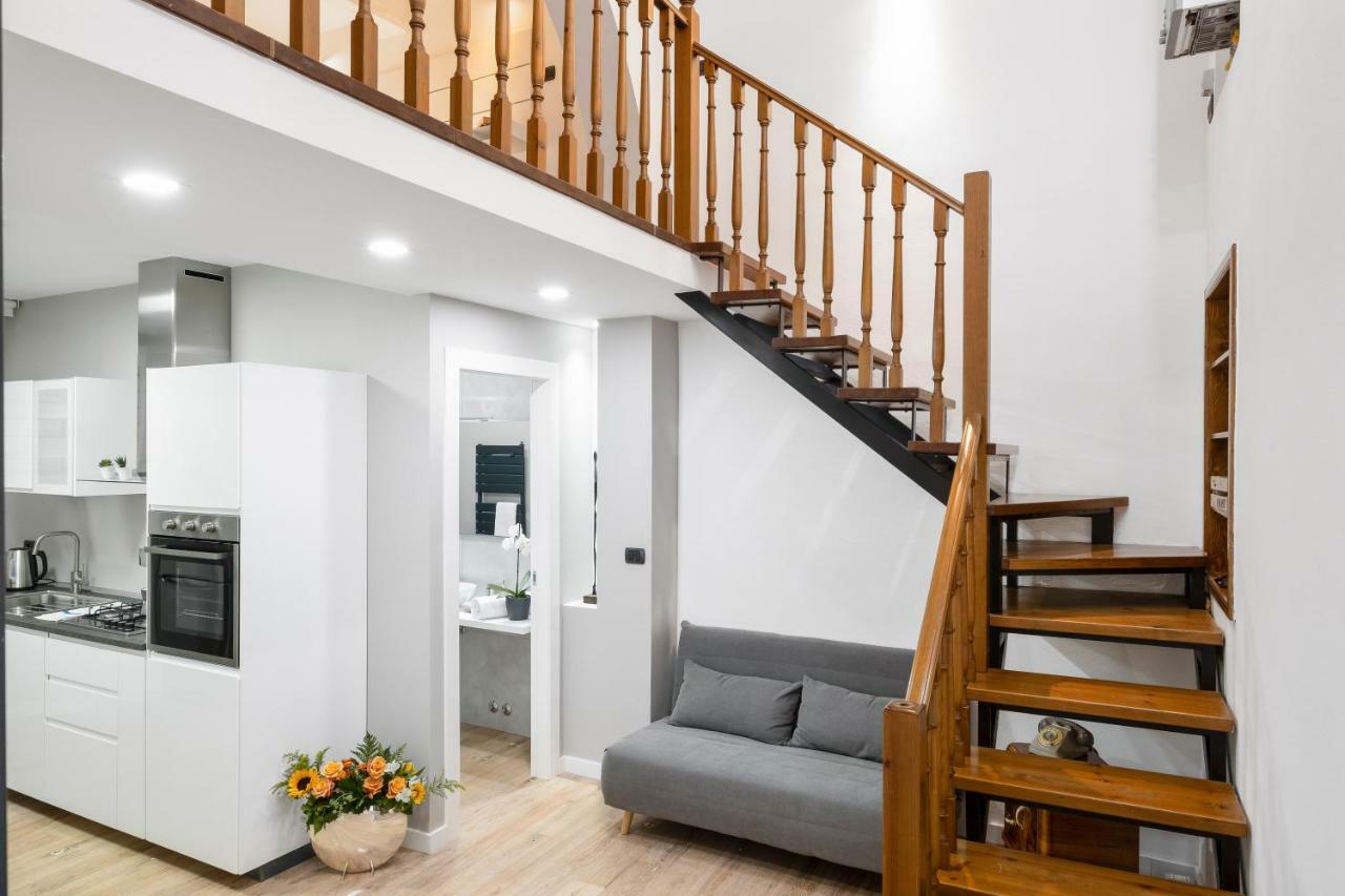 Duplex Luxurious Apt In The Heart Of Bologna Exterior photo